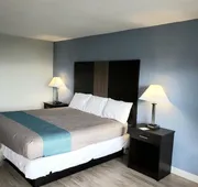 Econo Lodge Mineral Wells hotel detail image 3