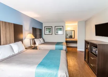 Econo Lodge Mineral Wells hotel thumbnail 6