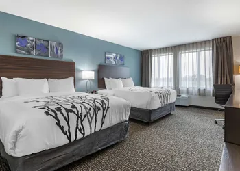 Sleep Inn & Suites Milwaukee/Franklin hotel thumbnail 8