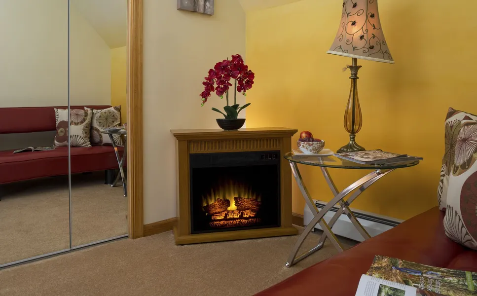 Cherry Valley Manor Luxury Bed and Breakfast hotel detail image 2