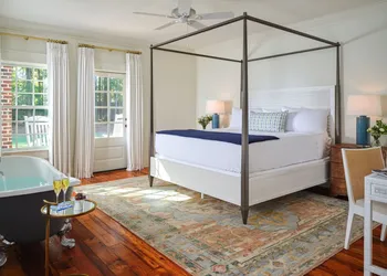May River Manor hotel thumbnail 5