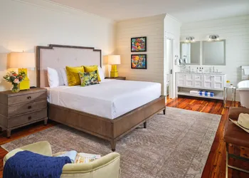 May River Manor hotel thumbnail 6