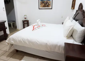 Hotel Bosque Caribe , 5th Av Zone hotel thumbnail 3