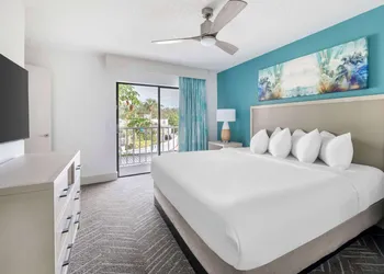 Hilton Vacation Club Aqua Sol Orlando West hotel thumbnail 6