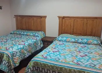OYO Los Alcatraces hotel thumbnail 8