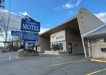 Royal Motel hotel thumbnail 5