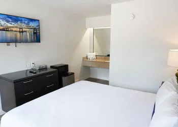 Boardwalk Suites Baton Rouge hotel thumbnail 5