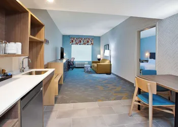 Home2 Suites By Hilton Grand Rapids Northeast hotel thumbnail 8