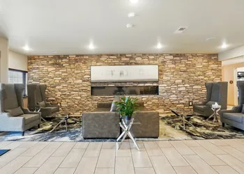 Cobblestone Hotel & Suites-RussellsPoint hotel thumbnail 3