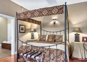 Laurel Valley Mountain Retreat hotel thumbnail 3