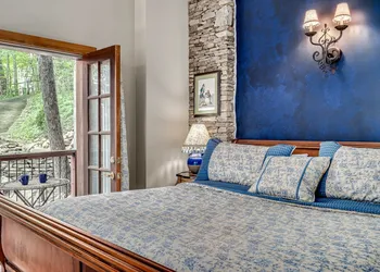 Laurel Valley Mountain Retreat hotel thumbnail 8
