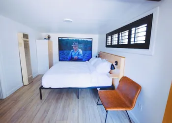 The Timberline hotel thumbnail 2