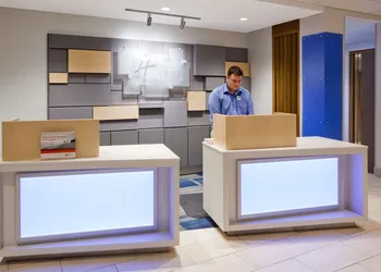 Holiday Inn Express & Suites Austin Airport East by IHG hotel thumbnail 2