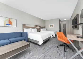 Holiday Inn Express & Suites Austin Airport East by IHG hotel thumbnail 6