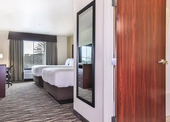 Cobblestone Hotel & Suites - Rhinelander hotel thumbnail 7