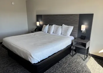 Sonesta Essential Augusta hotel thumbnail 2