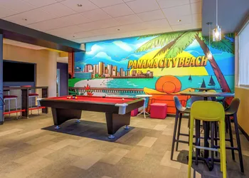 Tru By Hilton Panama City Beach hotel thumbnail 5