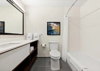 Everhome Suites Huntsville - Research Park hotel thumbnail 5