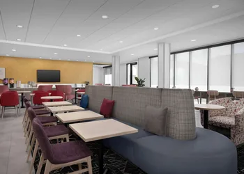 Home2 Suites By Hilton Chattanooga East Ridge hotel thumbnail 3