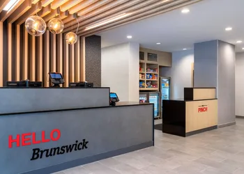 Towneplace Suites by Marriott Brunswick hotel thumbnail 2