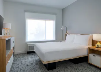 Towneplace Suites by Marriott Brunswick hotel thumbnail 8