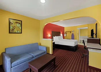 SureStay by Best Western Gulfport hotel thumbnail 5