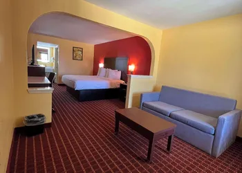 SureStay by Best Western Gulfport hotel thumbnail 8
