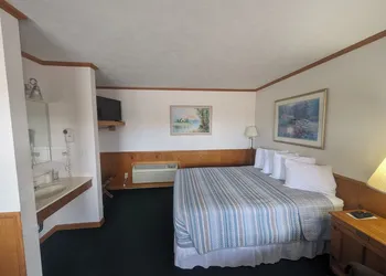 Auburn Inn Motel & Long Creek RV Park hotel thumbnail 4
