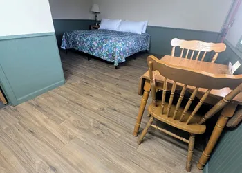 Auburn Inn Motel & Long Creek RV Park hotel thumbnail 7