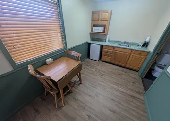 Auburn Inn Motel & Long Creek RV Park hotel thumbnail 8