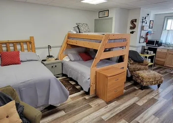Carls Cabins hotel thumbnail 8