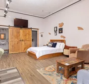 Hartwell Suites hotel detail image 5