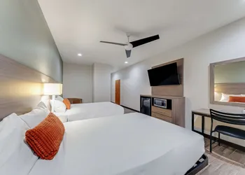 Americas Best Value Inn San Antonio Downtown Riverwalk hotel thumbnail 8