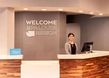 Hampton Inn Pullman hotel thumbnail 5