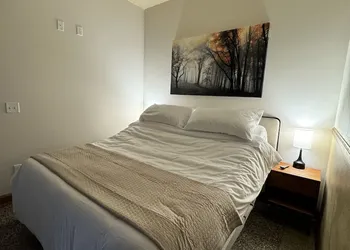The Lodge Luxury Suites hotel thumbnail 2