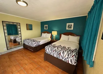 Royal Inn hotel thumbnail 7