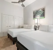 Upscale Condos and Penthouses Close to Canal & Bourbon St. hotel detail image 3