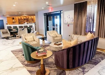 Iris Hotel Boston hotel thumbnail 4