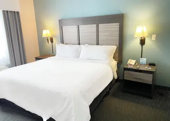 Holiday Inn Express & Suites Clermont Se West Orlando by IHG hotel thumbnail 6