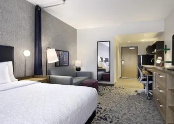 Home2 Suites By Hilton Stevens Point hotel thumbnail 5