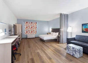 Home2 Suites By Hilton Lake Jackson hotel thumbnail 7