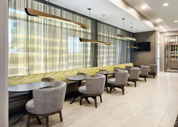 Springhill Suites By Marriott Dothan hotel thumbnail 3