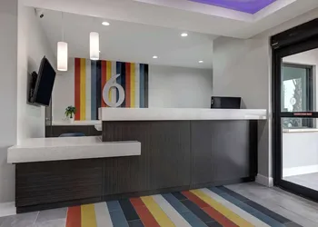 Studio 6 Katy, TX – Energy Corridor hotel thumbnail 2