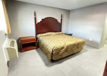 Westerner Motel hotel thumbnail 8
