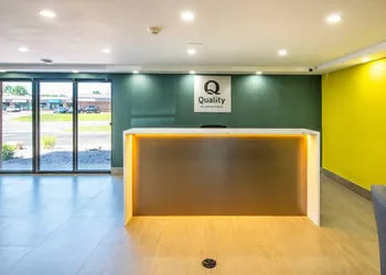 Quality Inn hotel thumbnail 4