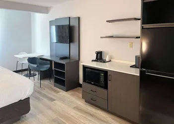 Studio 6 Elkhart, IN- Kitchenette Rooms hotel thumbnail 8