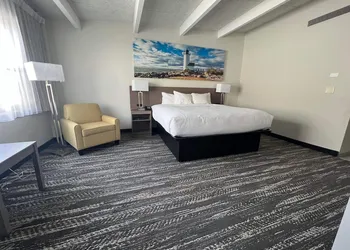 Manitowoc Inn hotel thumbnail 6