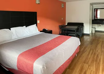 Studio 6 Houston, TX - Brookhollow hotel thumbnail 3