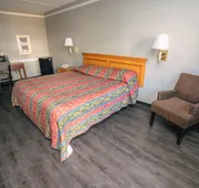 Guest Inn & Suites hotel detail image 4