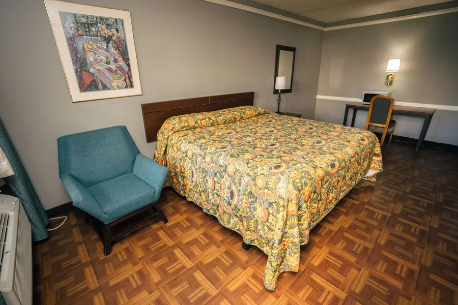 Guest Inn & Suites hotel detail image 6